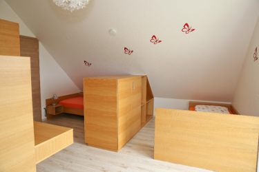 kinderzimmerbett wohnung quitte