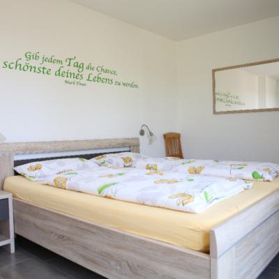 Elternschlafzimmer der Wohnung Kiwi